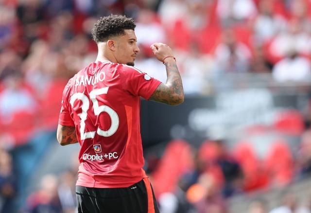 记者：维拉对签下桑乔感到满意，若发挥出色会激活买断条款